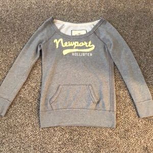 M sweatshirt